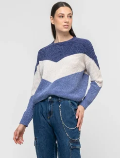 Piazza Italia Maglia a girocollo in ciniglia con manica a T e lavorazione a righe larghe - var 3 Sale