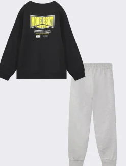 Piazza Italia Set composto da felpa girocollo con maxi stampa sul retro e jogger con coulisse - Nero Store