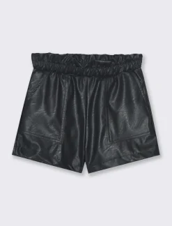 Piazza Italia Short in fintapelle. - Nero Shop
