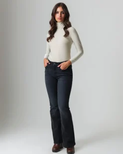 Piazza Italia T-shirt a collo alto con filo effetto metallizzato vestibilità slim - Avorio Beige Sale