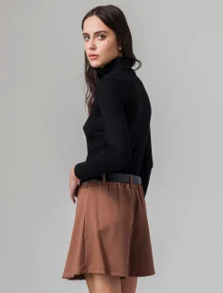 Piazza Italia T-shirt a collo alto e manica lunga e tessuto lavorato a coste - Nero Fashion