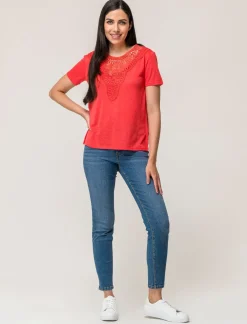 Piazza Italia T-shirt mezza manica vestibilità regular con applicazione macramè su scollo - Corallo Arancione Clearance