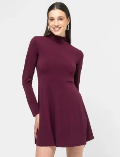 Piazza Italia Vestito corto con manica lunga e collo alto tagliato in vita e gonna morbida - Lampone Rosso Store